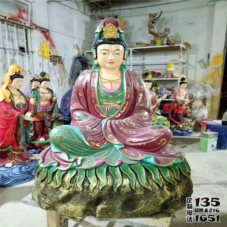 玻璃鋼彩繪景區(qū)大型供奉佛像觀音雕塑