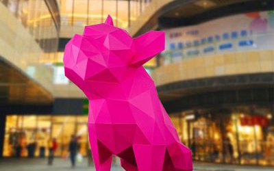 廣場創(chuàng)意玻璃鋼幾何玫紅色狗雕塑