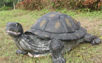 戶外草坪創意仿真動物玻璃鋼烏龜雕塑