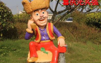 城市公園廣場擺放彩繪卡通玻璃鋼光頭強雕塑