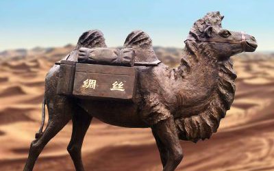 城市廣場大型戶外玻璃鋼仿銅駱駝雕塑