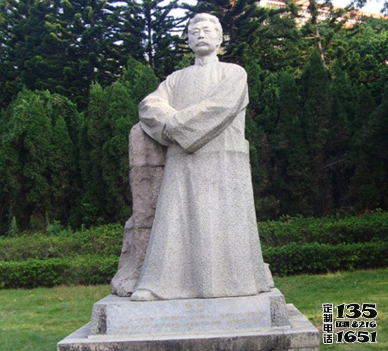 公園景區(qū)近代名人作家玻璃鋼人物景觀(guān)魯迅雕塑