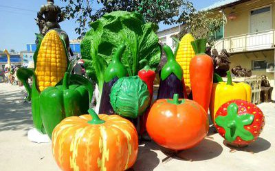 農(nóng)場(chǎng)大型創(chuàng)意玻璃鋼仿真蔬菜水果雕塑